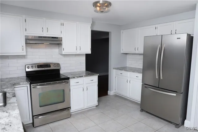 $334,900 | 5238 Brescia Path, Clay, NY 13041