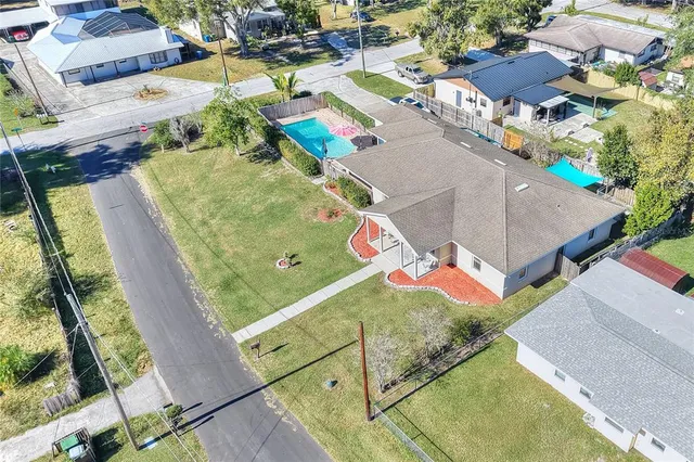 $427,900 | 1995 Ave F Southwest, Winter Haven, FL 33880