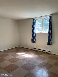 $3,300 | 852 Constellation Drive, Great Falls, VA 22066