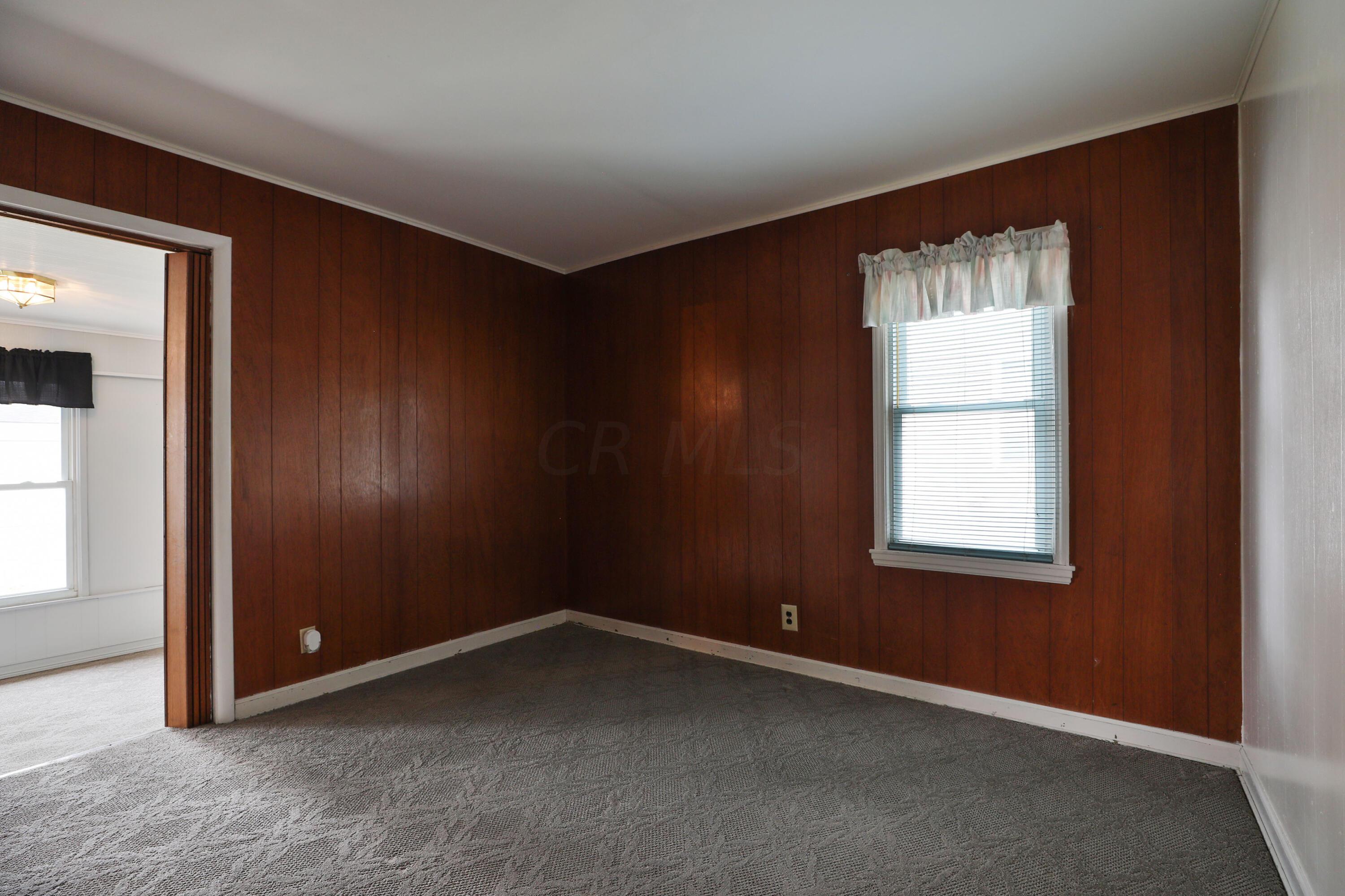 3339 Parkside Road Columbus, OH 43204 - Photo 20 of 37 1st floor bedroom