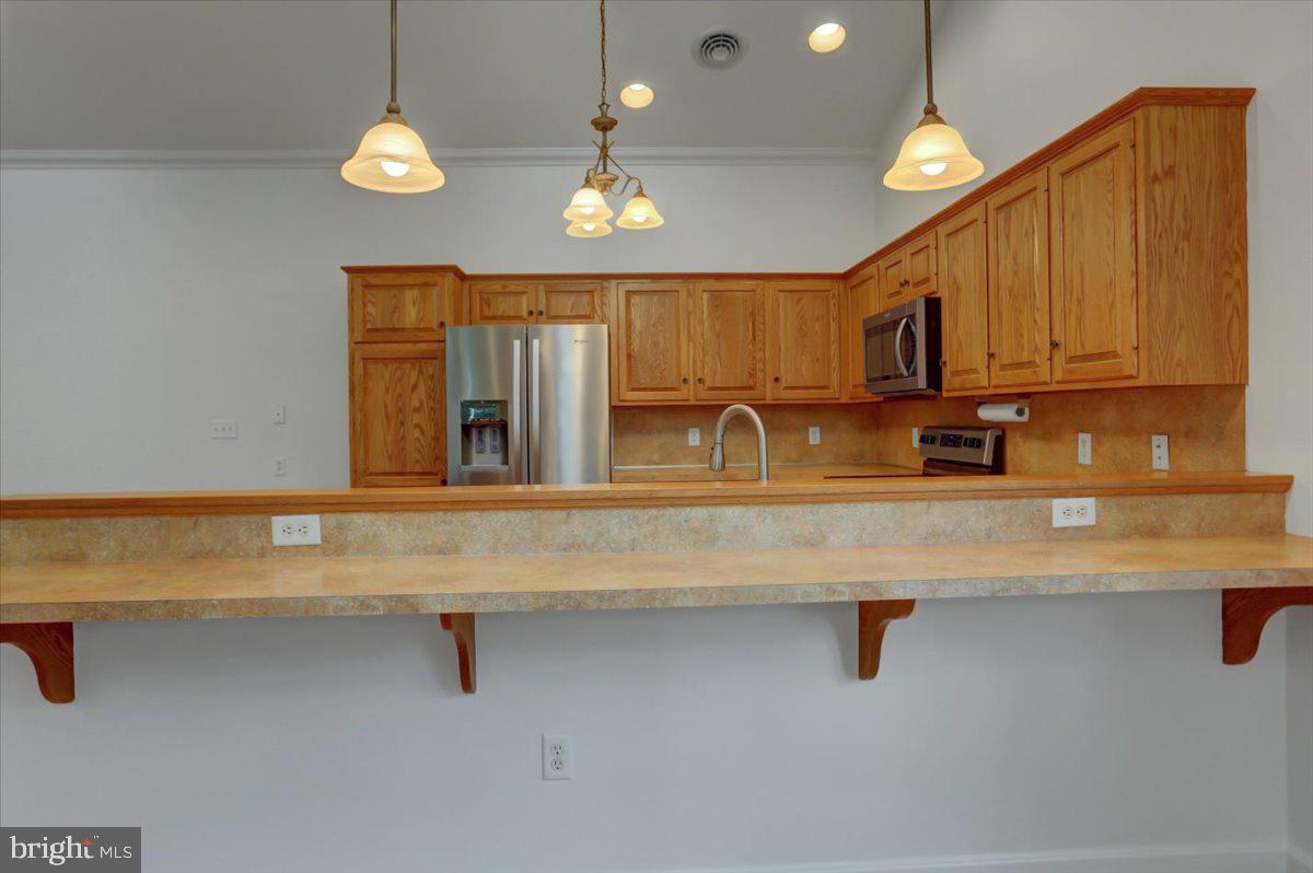 703 Fir Spring Drive Waynesboro, PA 17268 - Photo 11 of 38
