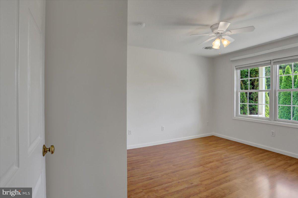 703 Fir Spring Drive Waynesboro, PA 17268 - Photo 16 of 38 berdoom