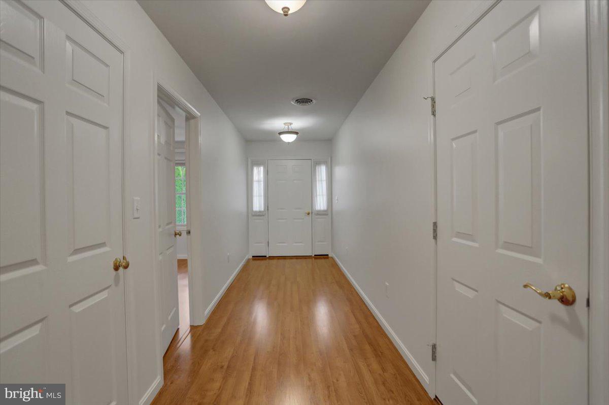 703 Fir Spring Drive Waynesboro, PA 17268 - Photo 8 of 38 foyer