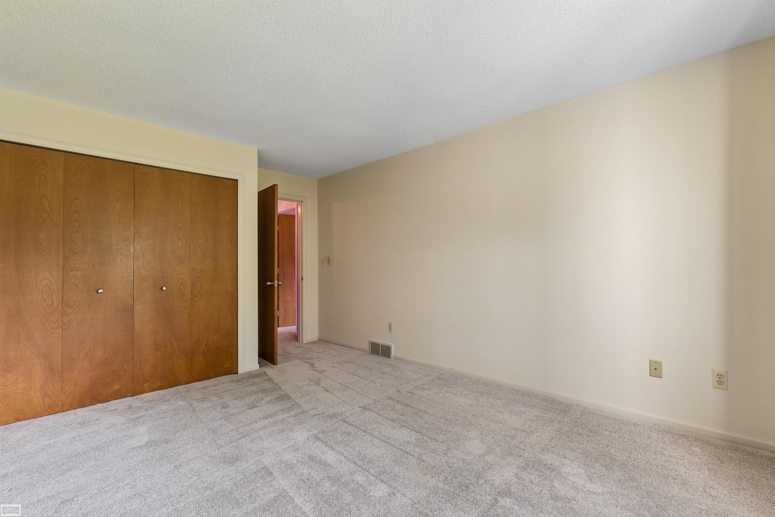 1715 River Road St. Clair, MI 48079 - Photo 25 of 34