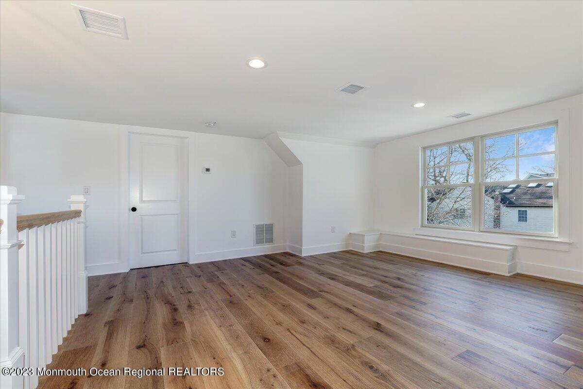 60 Ave Of Two Rivers Rumson, NJ 07760 - Photo 54 of 65 57-60AvenueofTwoRivers_057