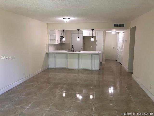 Kendall Miami, FL 33156 - Photo 4 of 17