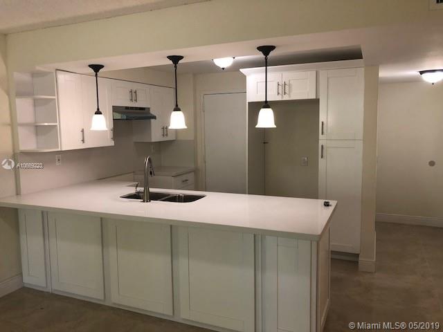 Kendall Miami, FL 33156 - Photo 5 of 17