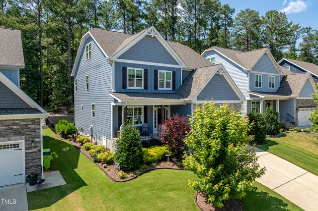 $899,998 | 958 Bay Bouquet Lane, Apex, NC 27523