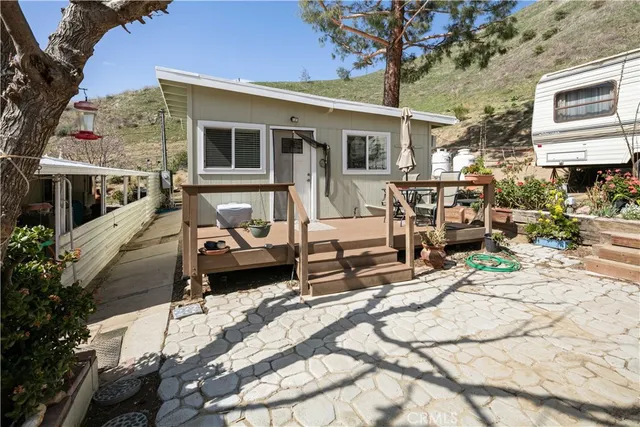 $565,000 | 28274 San Martinez Grande Canyon Road, Castaic, CA 91384