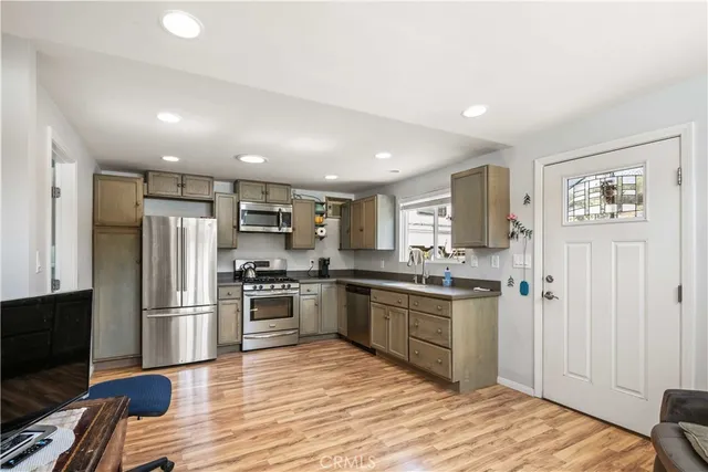 $565,000 | 28274 San Martinez Grande Canyon Road, Castaic, CA 91384