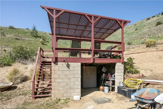 $565,000 | 28274 San Martinez Grande Canyon Road, Castaic, CA 91384