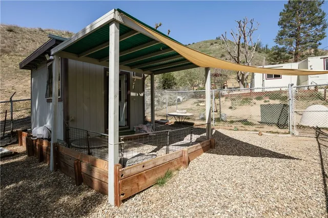 $565,000 | 28274 San Martinez Grande Canyon Road, Castaic, CA 91384