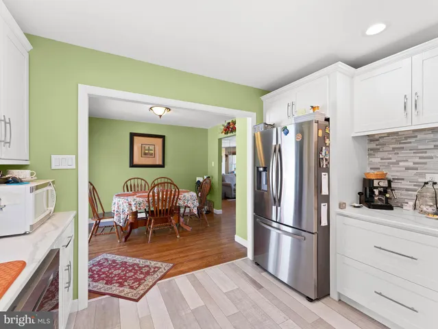 $330,000 | 13 Malibu Drive, Magnolia, NJ 08049