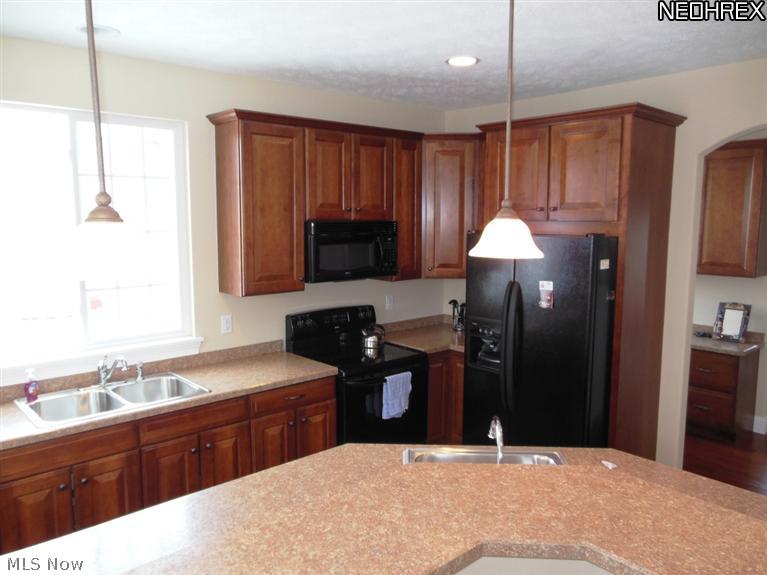 3366 Azalea Ridge Drive Perry, OH 44081 - Photo 4 of 25