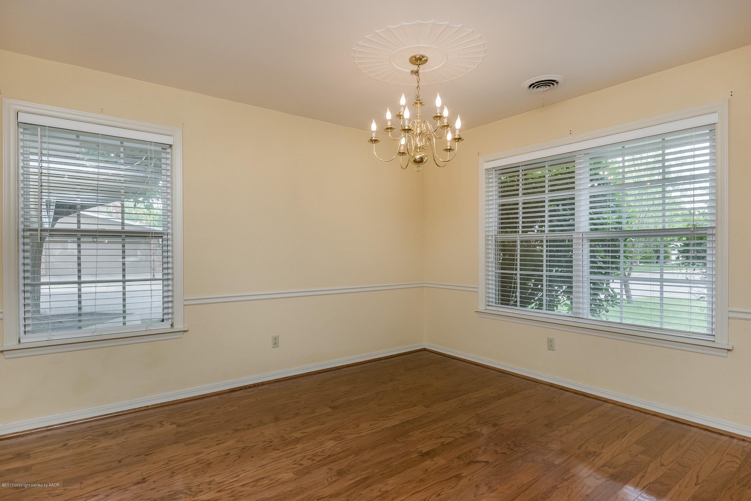 6400 Dreyfuss Road Amarillo, TX 79106 - Photo 3 of 25 003_Dining Room