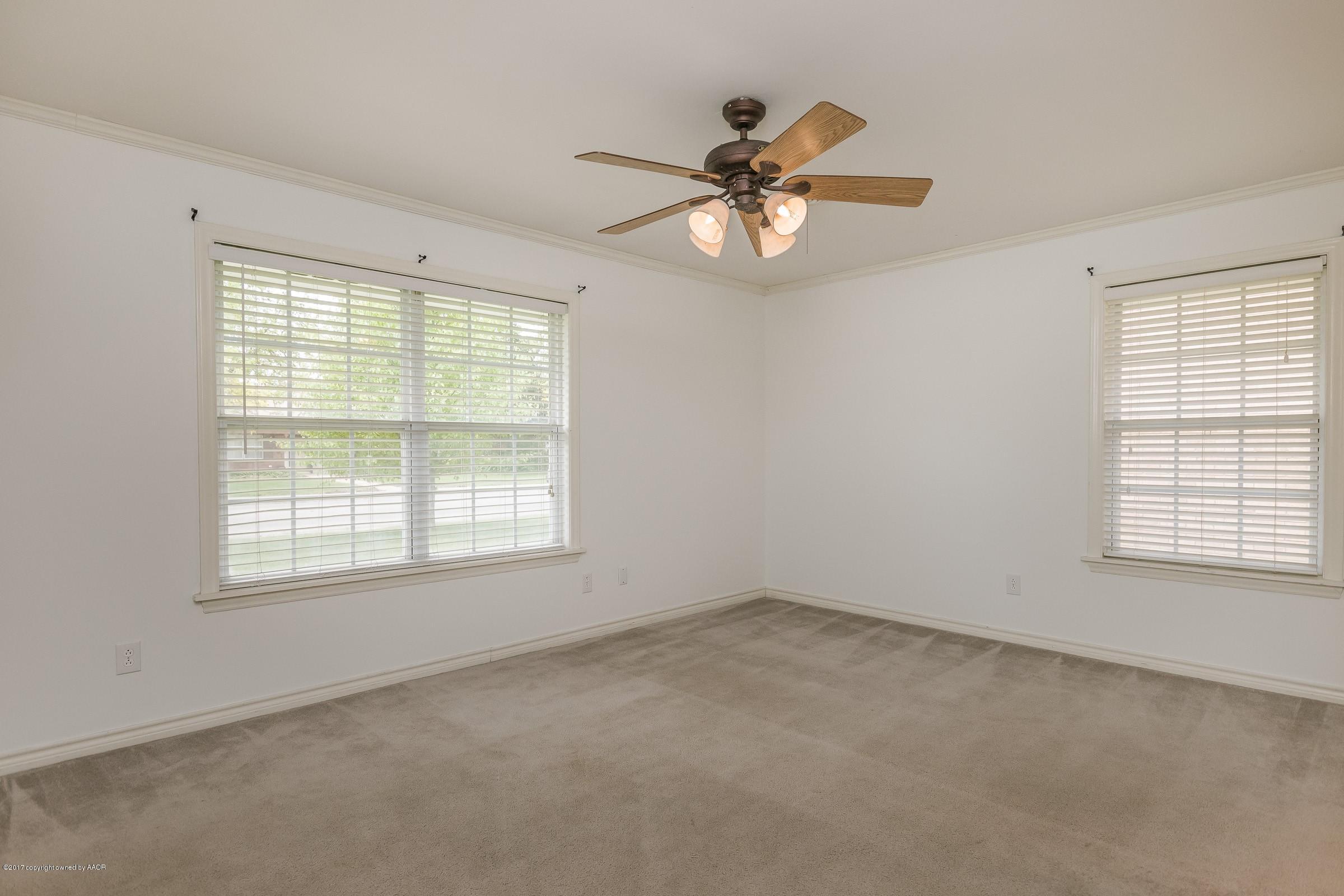 6400 Dreyfuss Road Amarillo, TX 79106 - Photo 21 of 25 021_4th Bedroom