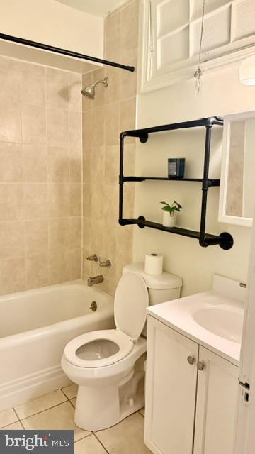 1424 Staples Street Northeast, Unit 1 Washington, DC 20002 - Photo 4 of 8 a bathroom with a toilet sink and shower