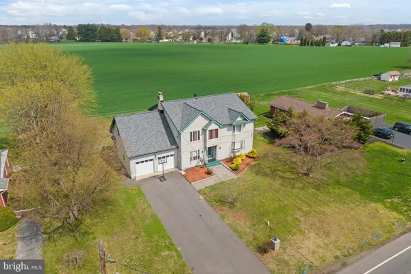 $715,000 | 59 Bordentown Chesterfield Road, Chesterfield, NJ 08515
