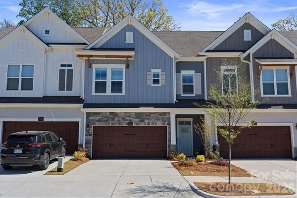 $675,000 | 9043 Charles Francis Lane, Cornelius, NC 28031