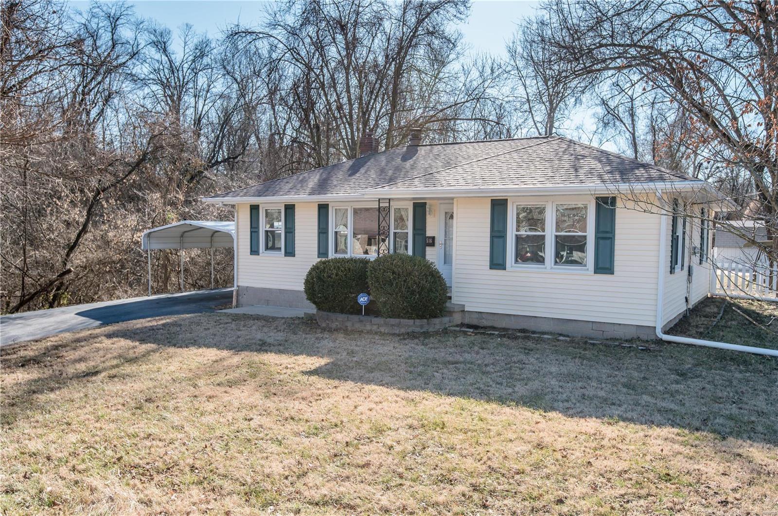 516 Spring Street Collinsville, IL 62234 - Photo 3 of 31 Gallery Image 3