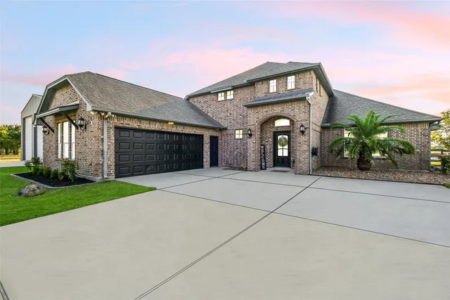 $789,999 | 11834 Bisonte Street, Needville, TX 77461