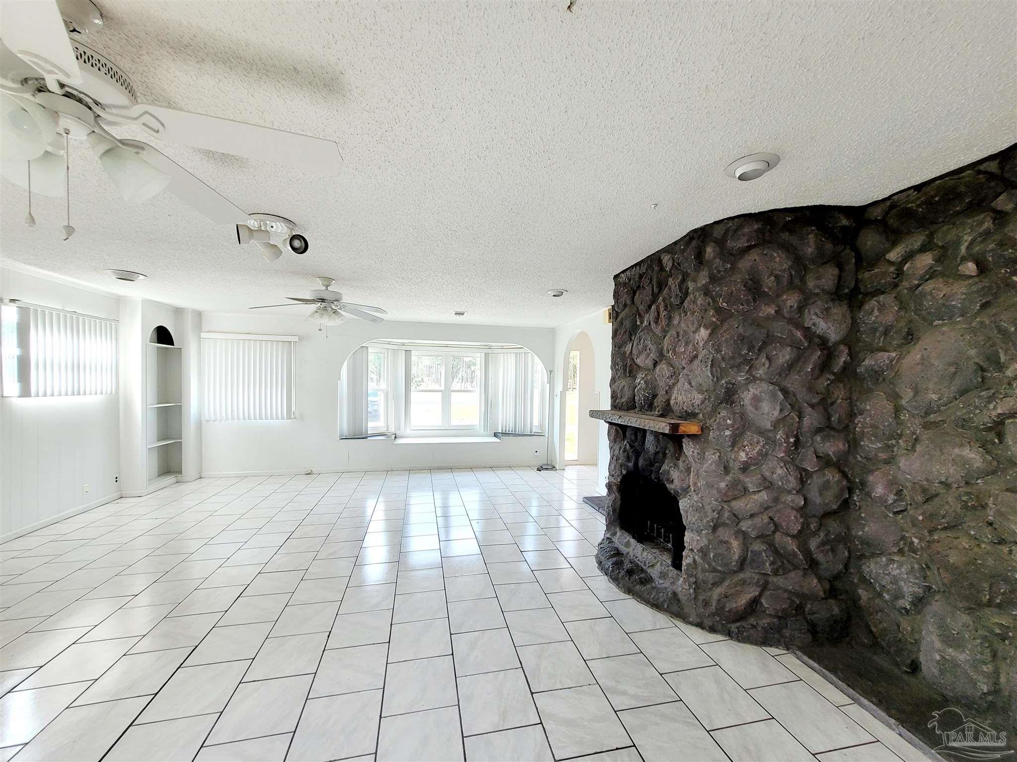 6005 Keating Road Pensacola, FL 32504 - Photo 3 of 14 Gallery Image 3
