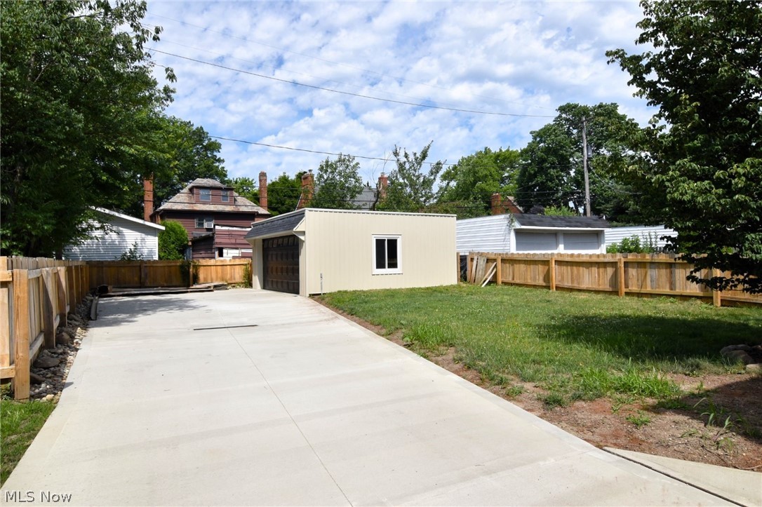 2564 Fenwick Road Cleveland, OH 44118 - Photo 43 of 46 View of front of property featuring an outdoor structure and a front yard