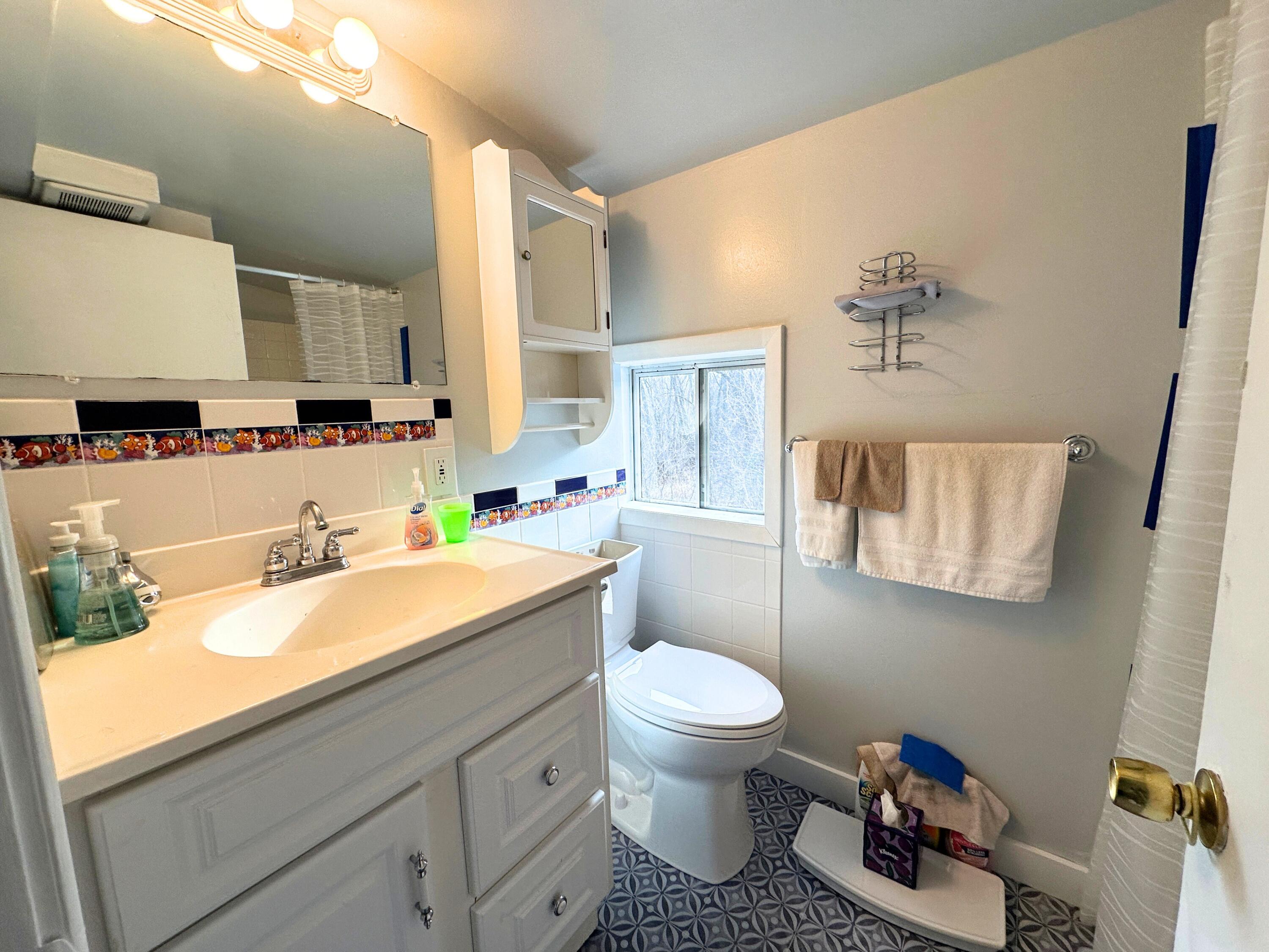 301 East Townline Road, Unit 11 Lake Geneva, WI 53147 - Photo 8 of 11 Full bath with Shower