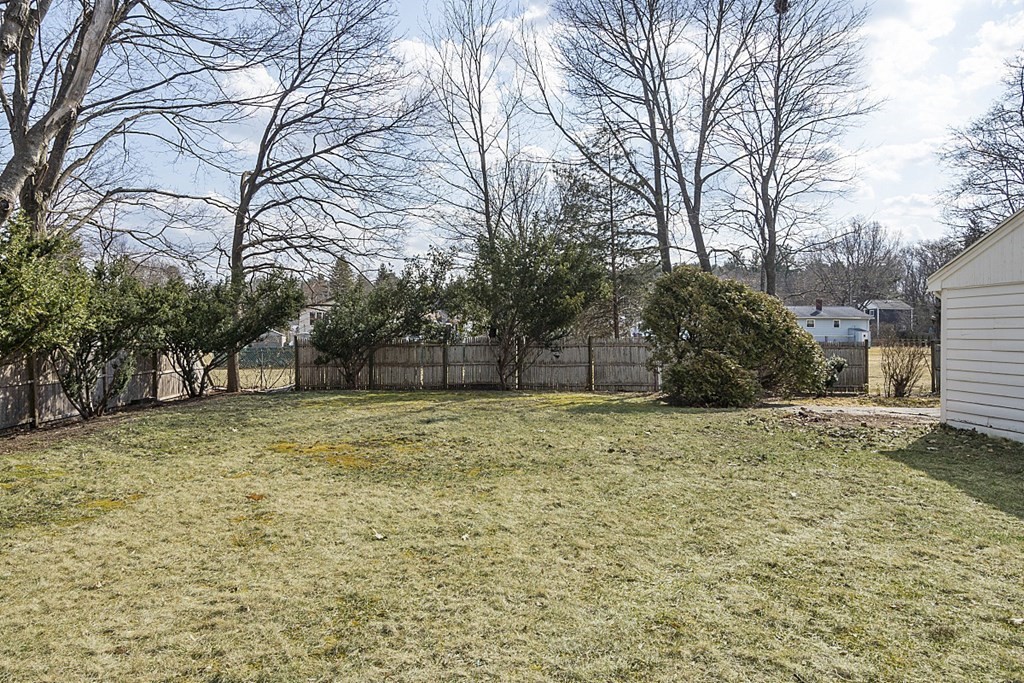 48 Nolte Road Billerica, MA 01821 - Photo 14 of 17