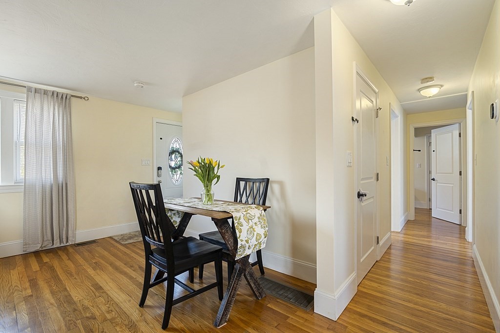 48 Nolte Road Billerica, MA 01821 - Photo 4 of 17