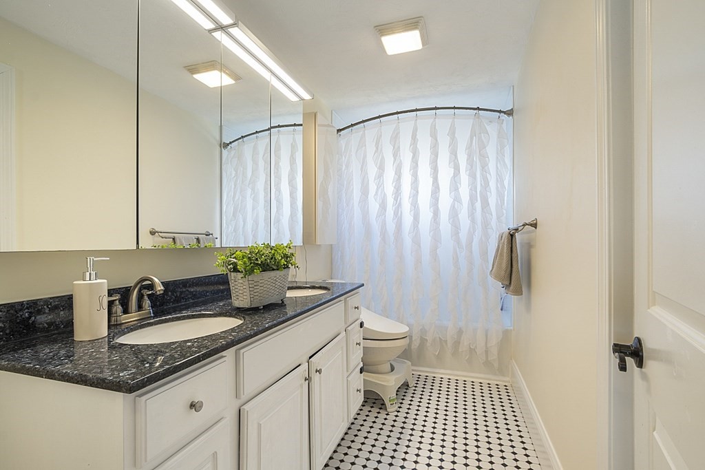 48 Nolte Road Billerica, MA 01821 - Photo 10 of 17