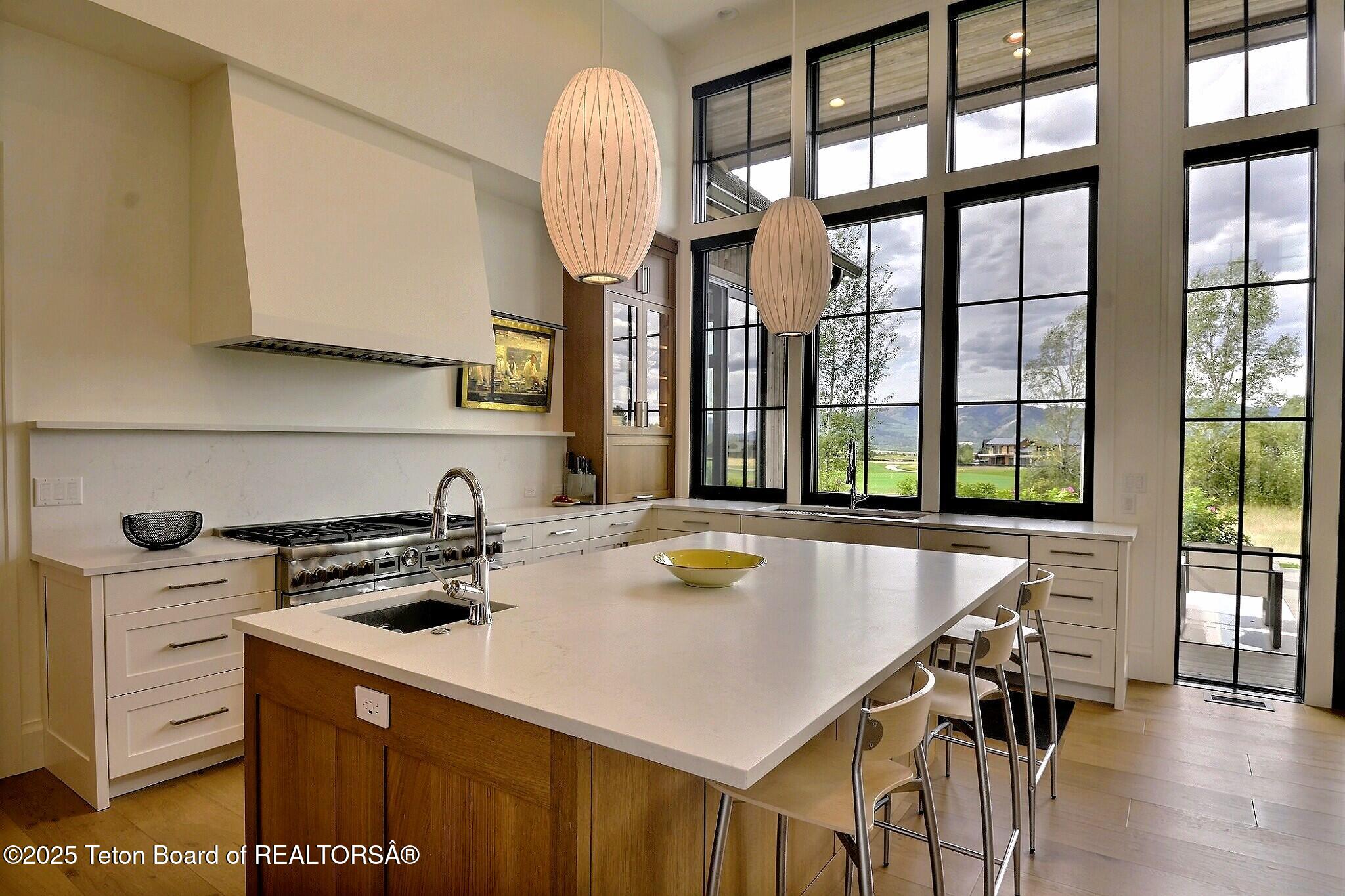 12 Cold Springs Road Victor, ID 83455 - Photo 14 of 77 Dining - Kitchen view