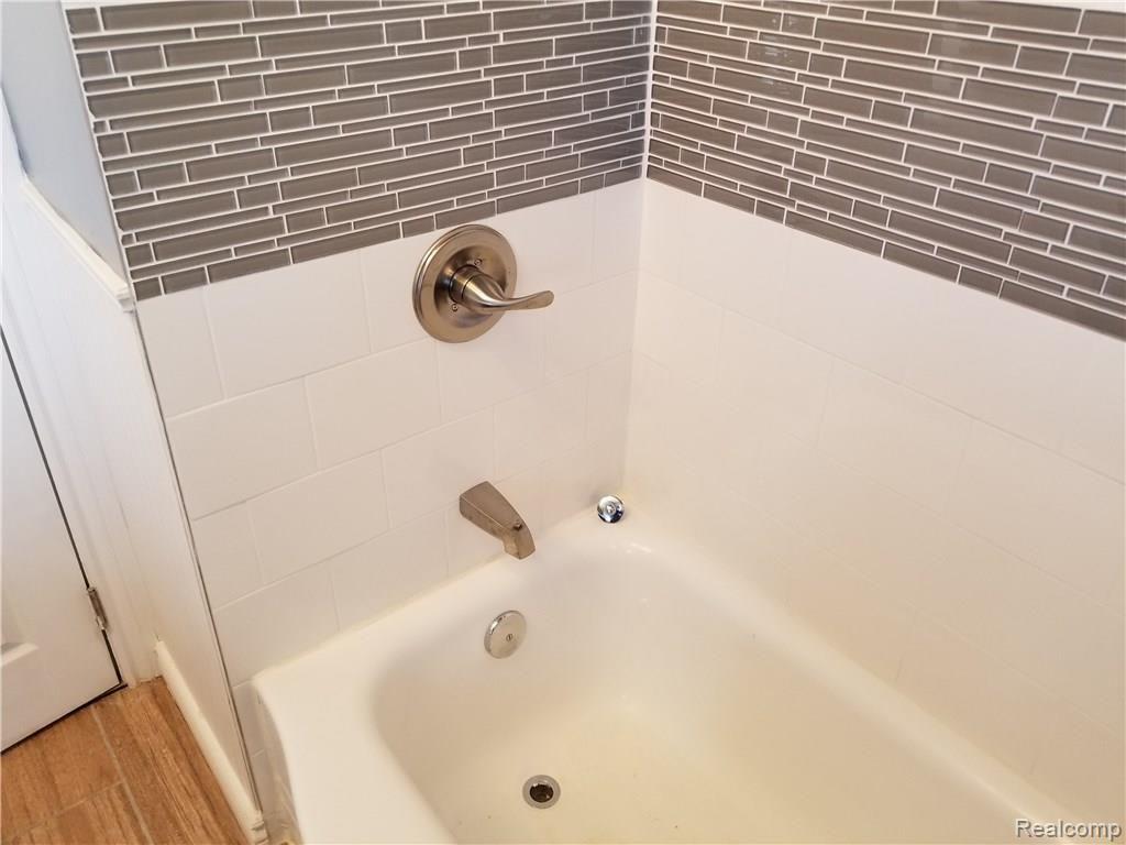 14650 Allen Road Taylor, MI 48180 - Photo 39 of 55