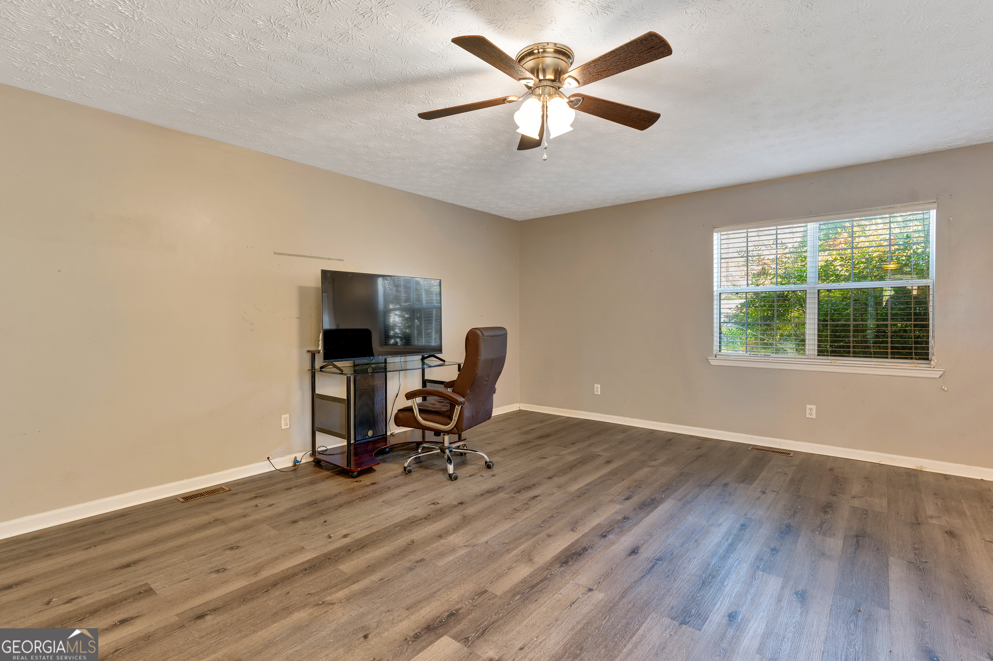 15 Brutis Drive Rock Spring, GA 30739 - Photo 12 of 33