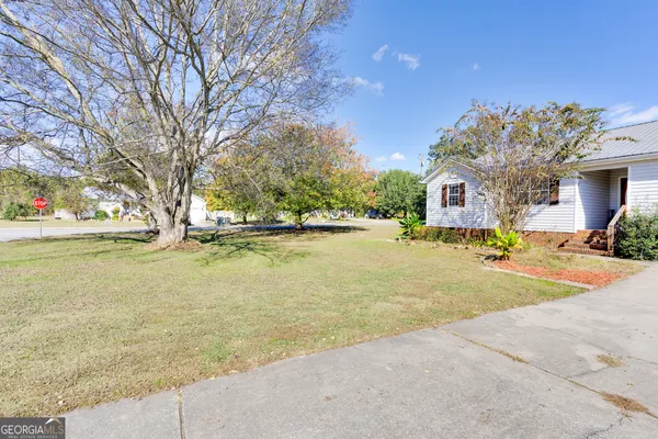 $247,000 | 15 Brutis Drive, Rock Spring, GA 30739