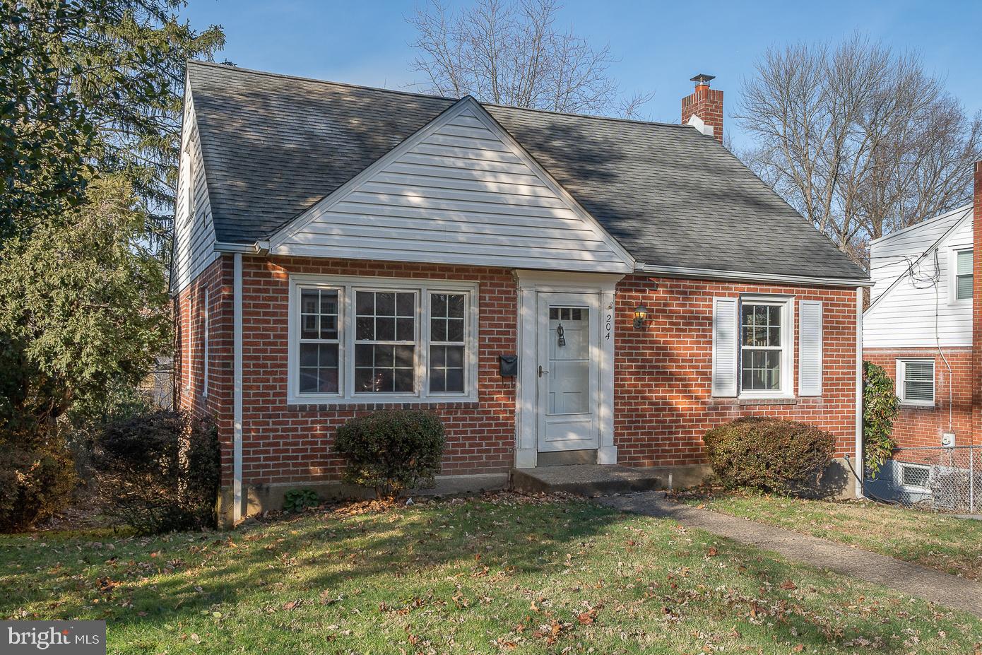 204 Golf Hills Road Havertown, PA 19083 - Photo 1 of 30