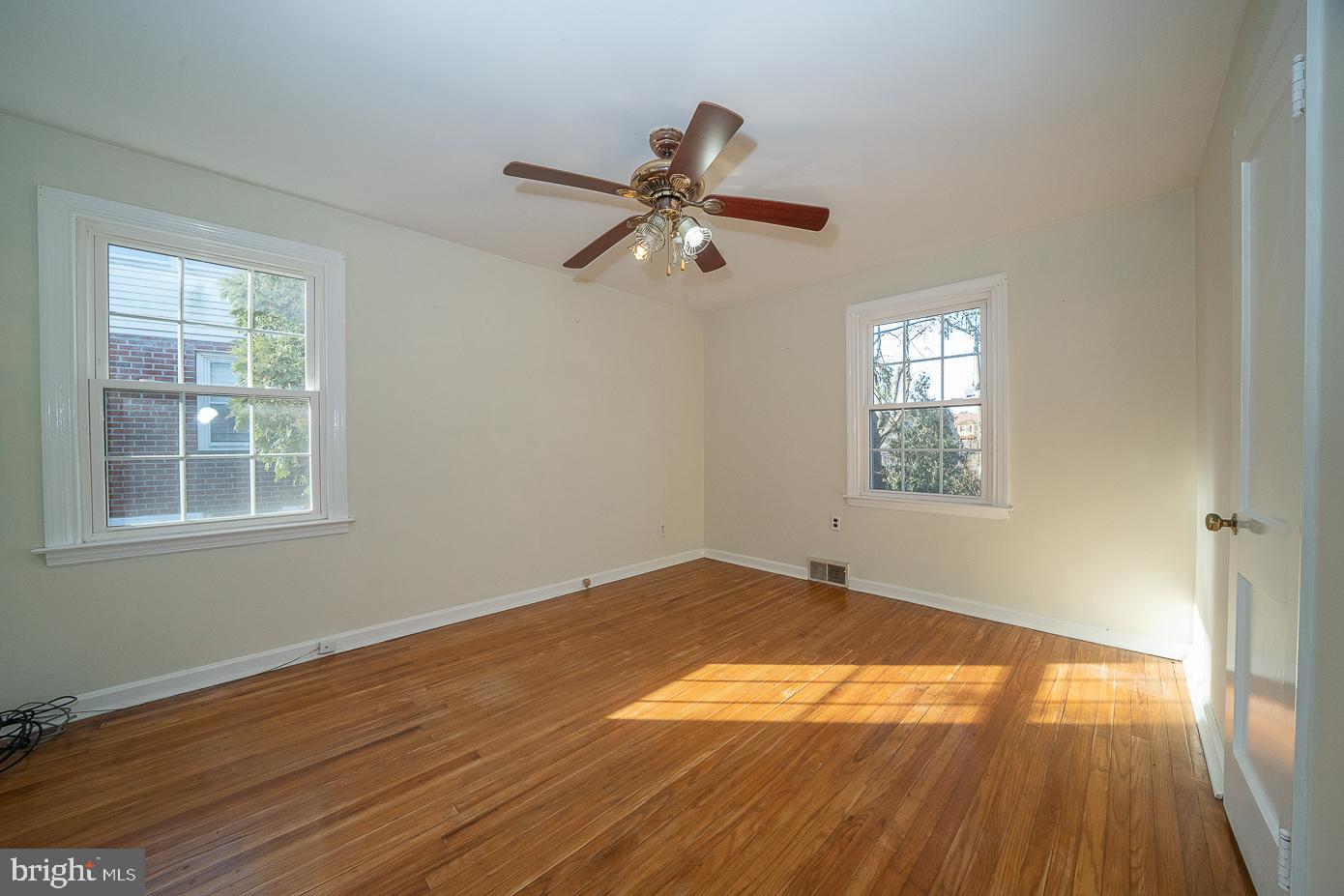 204 Golf Hills Road Havertown, PA 19083 - Photo 12 of 30
