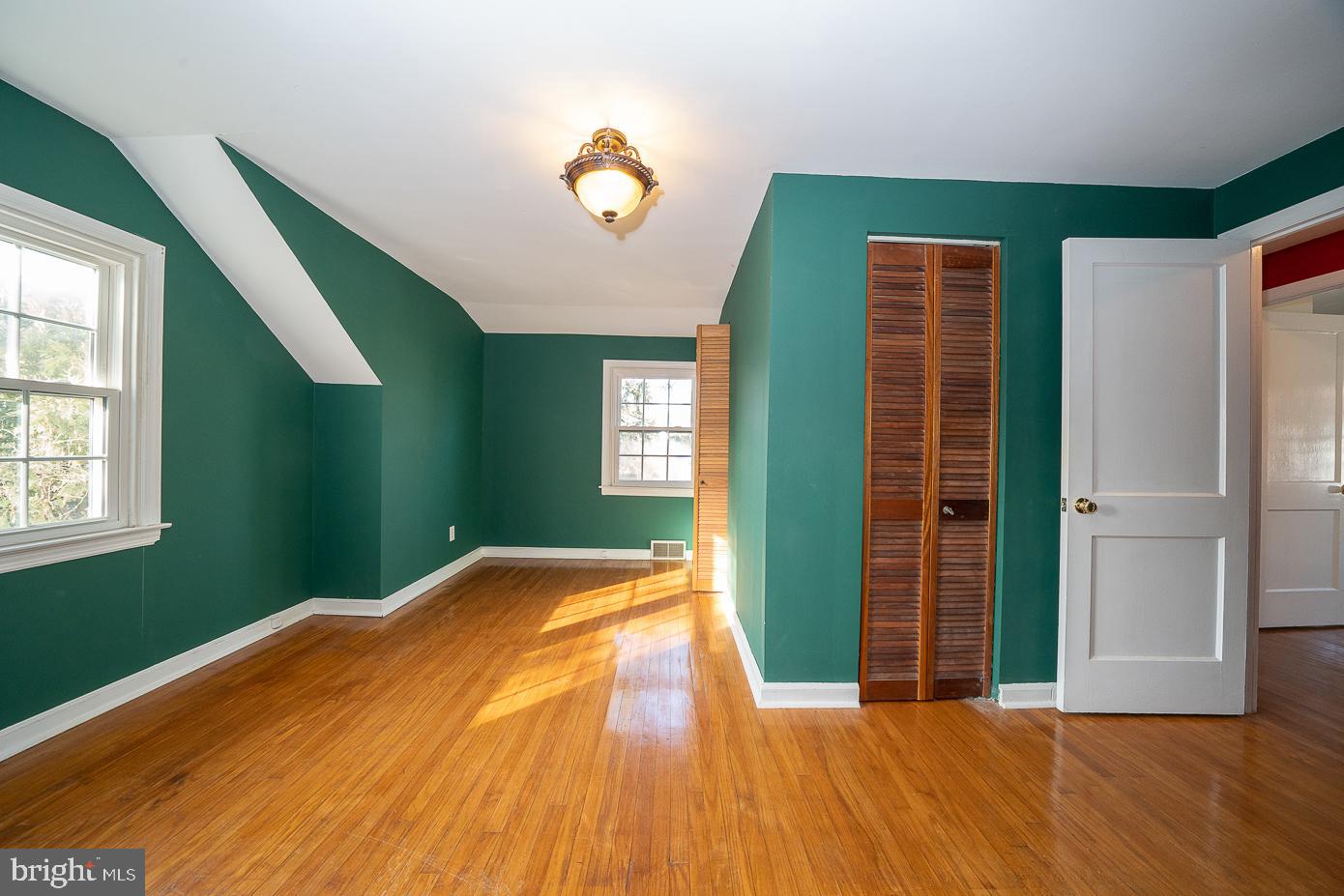 204 Golf Hills Road Havertown, PA 19083 - Photo 14 of 30