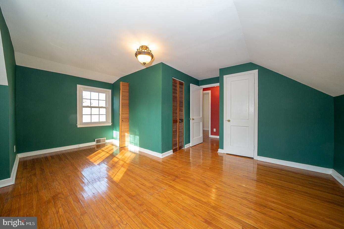 204 Golf Hills Road Havertown, PA 19083 - Photo 16 of 30