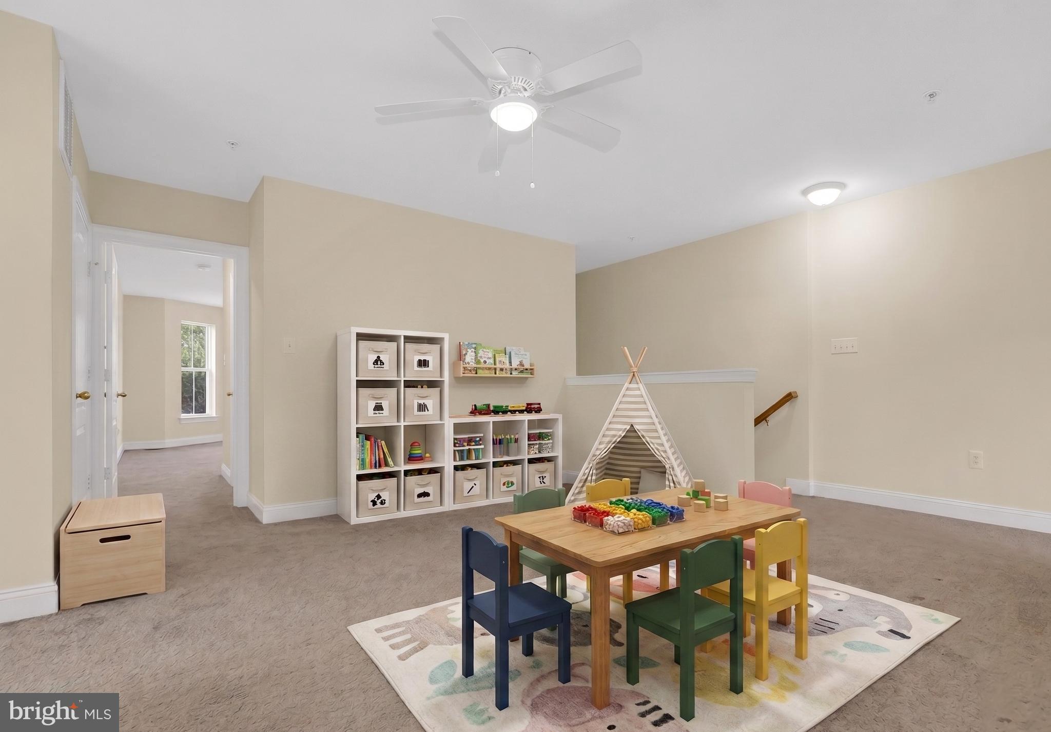 13039 Clarksburg Square Road, Unit 13 Clarksburg, MD 20871 - Photo 13 of 29 Virtually Staged - Upstairs Loft space