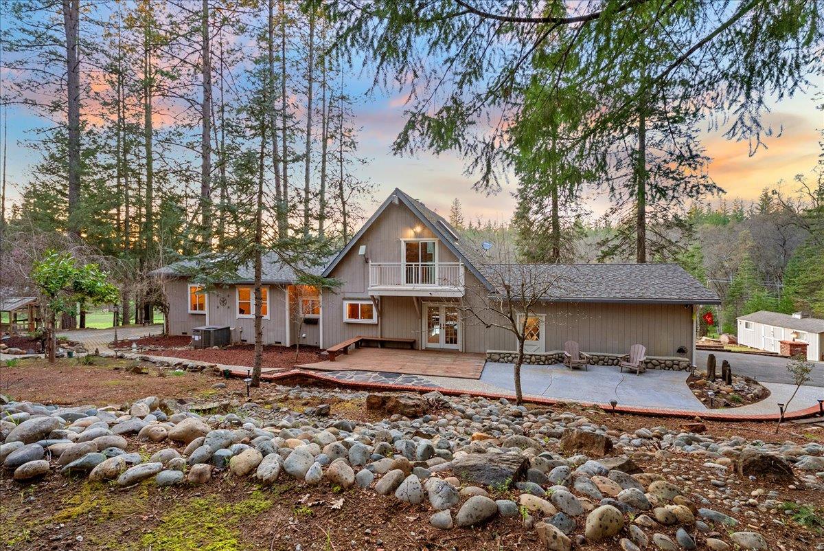 5621 Saw Mill Road Placerville, CA 95667 - Photo 7 of 75 a house view with a sitting space