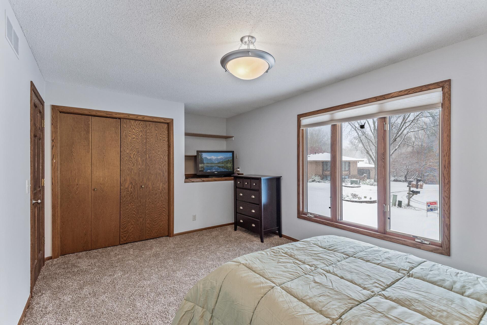 18212 Valley View Road Eden Prairie, MN 55346 - Photo 21 of 37 Gallery Image 21