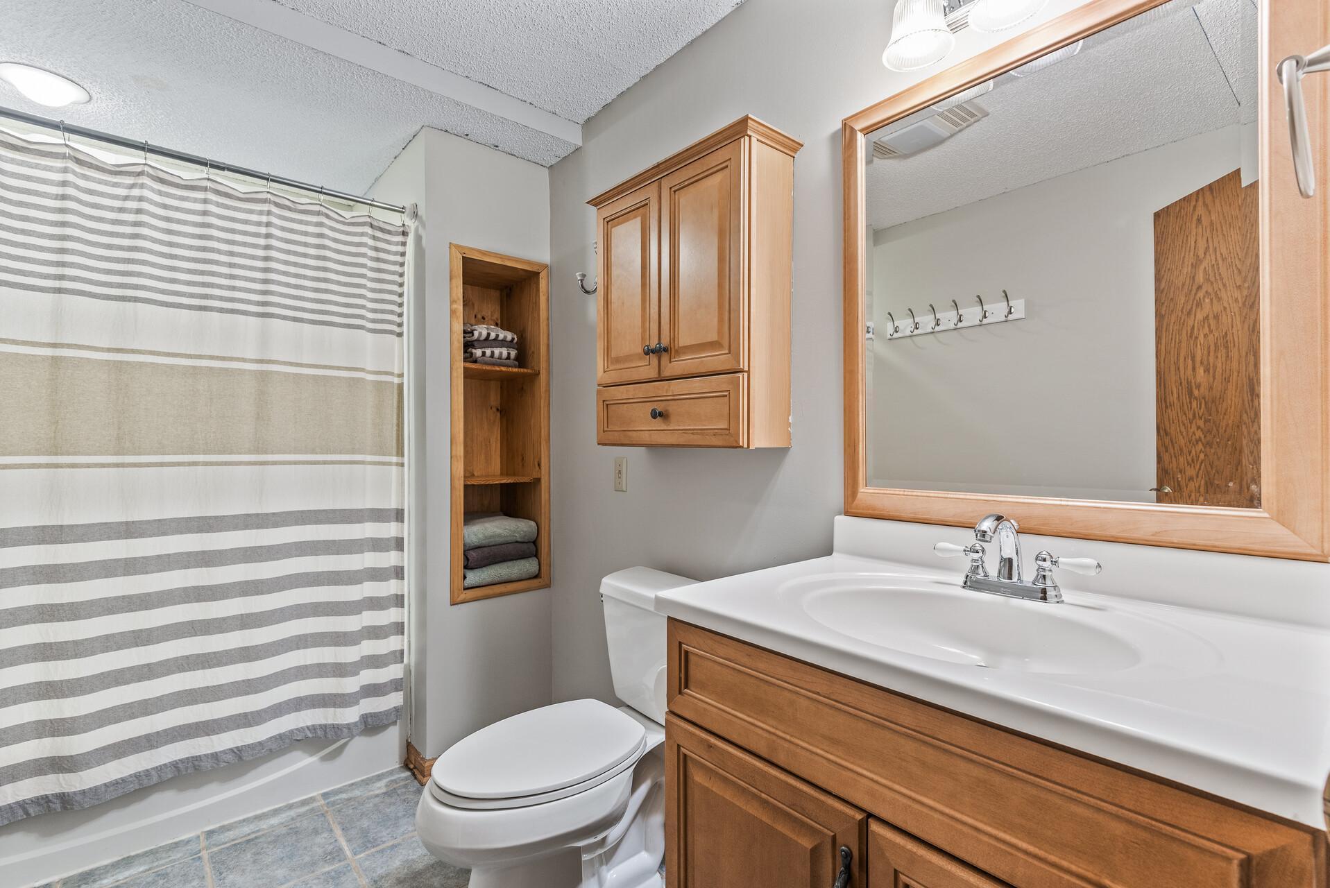 18212 Valley View Road Eden Prairie, MN 55346 - Photo 22 of 37 Gallery Image 22