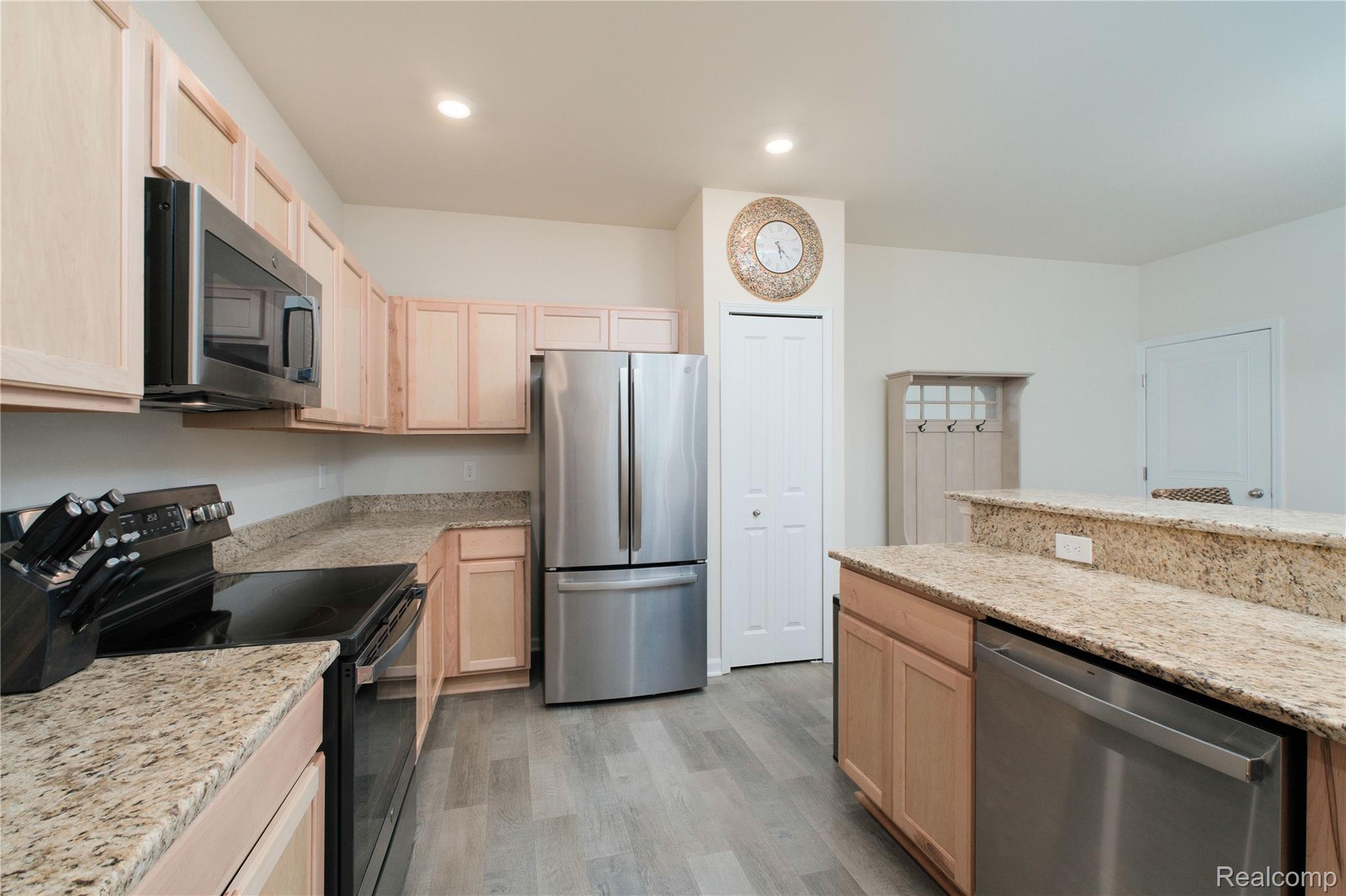 9888 Ridge Run Street Howell, MI 48855 - Photo 11 of 23 9888 Ridge Run0015.jpg
