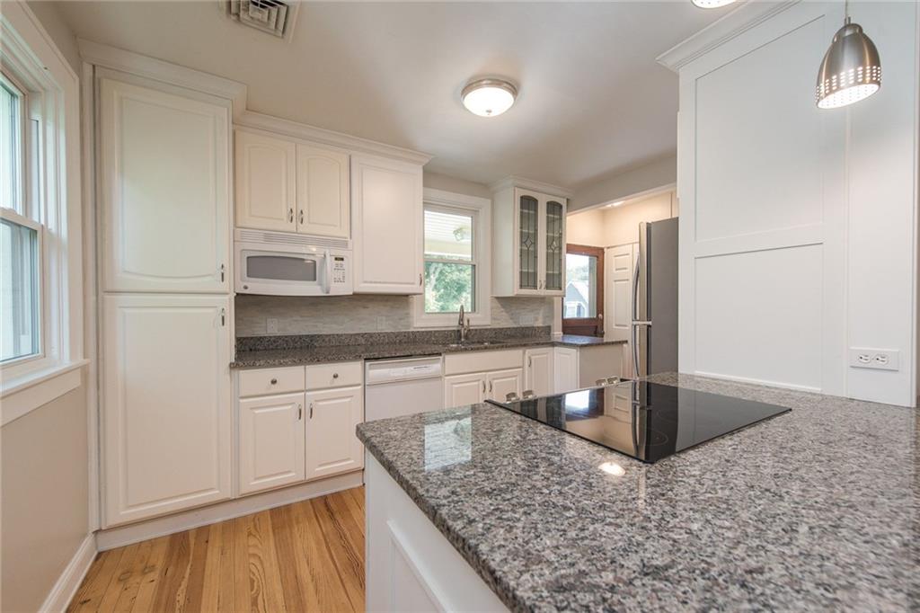 214-216 Pine Road Sewickley, PA 15143 - Photo 13 of 25 Second floor kitchen with granite countertops