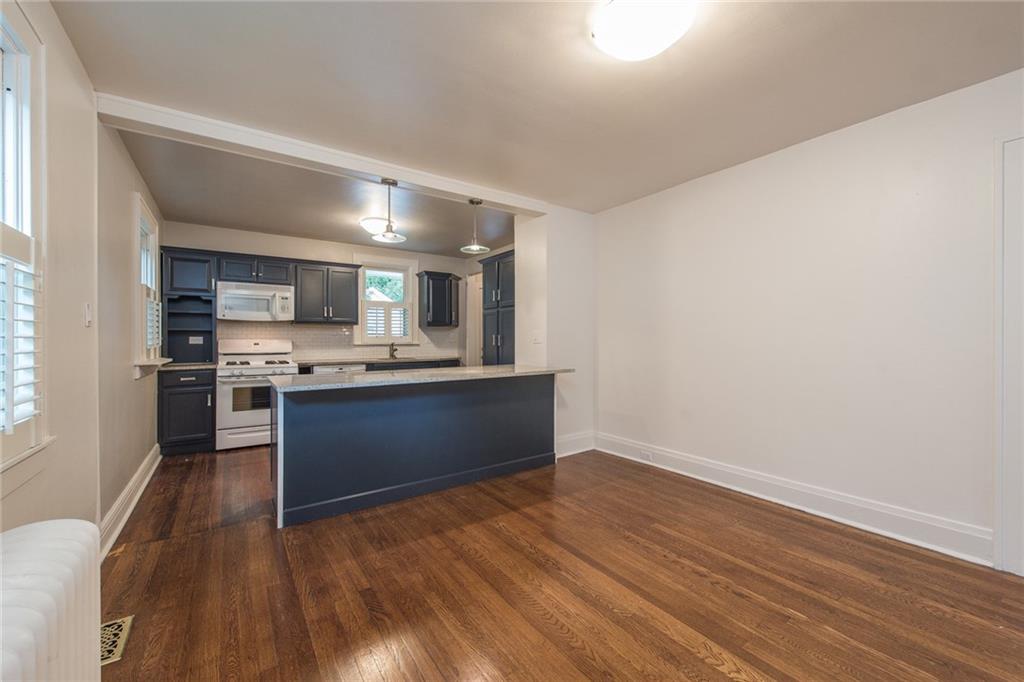 214-216 Pine Road Sewickley, PA 15143 - Photo 6 of 25 First floor dining area