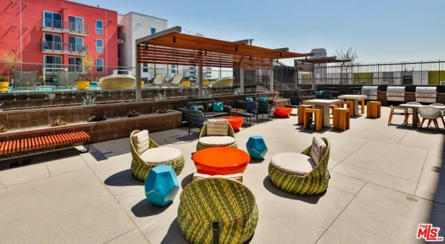 $2,398 | 555 North Spring Street, Unit A243, Los Angeles, CA 90012