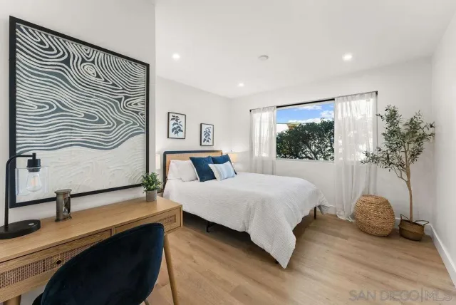 $625,000 | 2915 Cowley Way, Unit A, San Diego, CA 92117