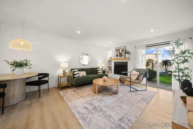 $625,000 | 2915 Cowley Way, Unit A, San Diego, CA 92117