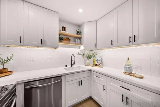 $625,000 | 2915 Cowley Way, Unit A, San Diego, CA 92117